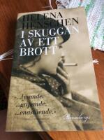 I skuggan av ett brott