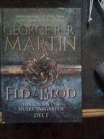Eld & blod : historien om huset Targaryen. Del I