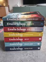 M&auml;rkta f&ouml;r livet, Prio ett, Vita sp&aring;r, Bj&ouml;rnen sover, Nio liv, Broder Jakob,  Pappas pojke(alla b&ouml;cker i serien!)