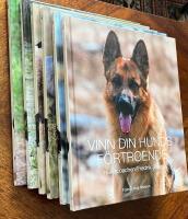 Sex b&ouml;cker om hundar av den k&auml;nde hundcoachen Fredrik Steen, bland annat k&auml;nd fr&aring;n sina TV-program i TV4. --- 1.Att ha hund -  3. Aktivering lek och motion - 4.H&auml;rligt hundliv - 5. Hund m&ouml;ter hund - 7.Trygg och s&auml;ker hund - 8.Vinn din hunds f&ouml;rtroende. 