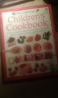 The Usborne Children's Cookbook 