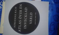 Atlas &ouml;ver en invecklad v&auml;rld : dikter 1988-1991