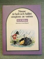 Nasse &auml;r helt och h&aring;llet omgiven av vatten