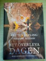 Att &ouml;verleva dagen - om f&aring;glars sinnen och anpassningsf&ouml;rm&aring;ga