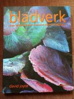 Bladverk - lugn bakgrund eller dramatisk effekt i tr&auml;dg&aring;rden