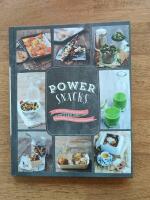 Power snacks : 50 nyttiga mellanm&aring;l fulladdade med n&auml;rings&auml;mnen