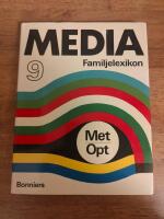MEDIA: Familjelexikon 9: Met-Opt