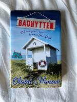 Badhytten : det som g&ouml;ms i sand kommer fram ibland