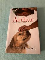Arthur : gatuhunden som l&auml;mnade djungeln och hittade hem
