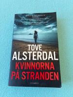 Kvinnorna p&aring; stranden