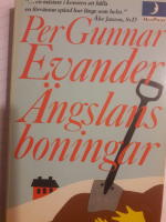 &Auml;ngslans boningar : en dagboksroman