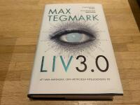 Liv 3.0 : att vara m&auml;nniska i den artificiella intelligensens tid