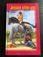 Jessica sitter upp