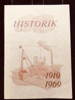 Historik 1919 - 1969 : Blad ur avdelning 115:s 50-&aring;riga historia