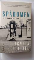 Sp&aring;domen : en flickas memoarer