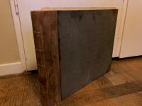 Fr&aring;n svenska bygder. Aderton gouacher och akvareller &aring;tergivna i f&auml;rgfaksimil samt i s&auml;rskilt h&auml;fte tjugofyra teckningar i tontryck j&auml;mte en studie &ouml;ver prins Eugens konst av &ouml;verintendenten fil. dr. Axel Gauffin