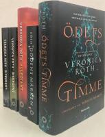 Fem b&ouml;cker av Veronica Roth: Divergent, Insurgent, Allegiant, D&ouml;dens m&auml;rke, &Ouml;dets timme