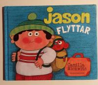 Jason flyttar