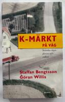 Guide till Stockholms arkitektur : [400 hus fr&aring;n 800 &aring;r] : [den kompletta guiden till alla viktiga byggnader i Stockholm med omgivningar]