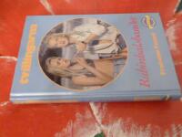 TVILLINGARNA RUBINHALSBANDET