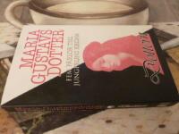 FEM P&Auml;RLOR TILL JUNGFRUNS KRONA - DOTTERN