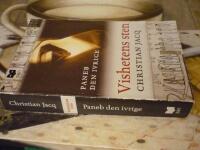 PANEB DEN IVRIGE - VISHETENS STEN