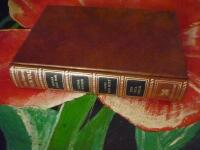 DET B&Auml;STAS BOKVAL: SOFIAS EGEN BOK, SK&Ouml;NA JUVELER, I N&Ouml;D OCH LUST, DEN VITA S&Auml;LEN