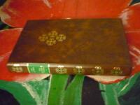 NYA STJ&Auml;RNOR T&Auml;NDAS - 2 TRO P&Aring; HENNES &Ouml;GAS GLANS