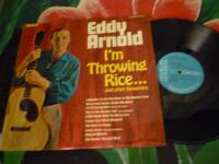 I&acute;M THROWING RICE