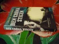 DEN GR&Ouml;NA STIGEN