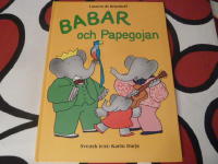 BABAR OCH PAPEGOJAN