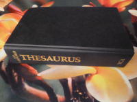 THE OXFORD THESAURUS / AN A-Z DICTIONARY OF SYNONYMS