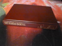 DET B&Auml;STAS BOKVAL: I VARGARS N&Auml;RHET, PLUM ISLANDS HEMLIGHET, ANDRAS BARN