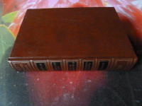 DET B&Auml;STAS BOKVAL: DET NYE &Aring;R, ET FREDELIGT STED, DET VAR ENGANG EN &Oslash;, EN MADONNA TILL MARTA, LUFTHAVN