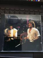 Unplugged ...and seated