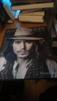 Johnny Depp : retrospektivt