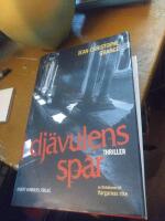 I dj&auml;vulens sp&aring;r