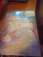 Med mina sinnen : dikter