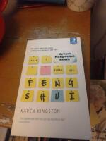 Rensa i r&ouml;ran med feng shui : det enkla s&auml;ttet att skapa ordning och harmoni i ditt hem