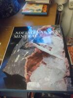 &Auml;delstenar och mineral : en systematisk beskrivning