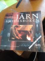 J&auml;rnsmidesboken