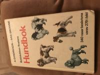 Bokklubben Svalans hundbok : 340 raser beskrivna varav 279 i bild