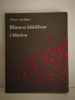 Bl&aring;sten bl&auml;ddrar i bladen