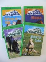 Mustang Mountain 4 st: H&auml;sten fr&aring;n himlen, H&auml;stj&auml;garen, Eldhingsten, Vildh&auml;star att r&auml;dda