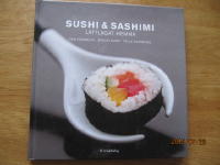 Sushi & sashimi : l&auml;ttlagat hemma