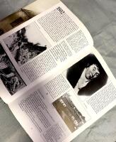 Fr&aring;n stenkol och lera till j&auml;rnpulver : H&ouml;gan&auml;sbolaget genom tv&aring; sekler