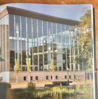 Malm&ouml; i skimmer och skugga : stadsbyggnad & arkitektur 1945-2005