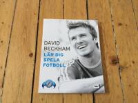 David Beckham l&auml;r dig spela fotboll
