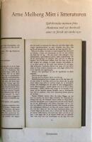 Mitt i litteraturen : sj&auml;lvkritiska minnen fr&aring;n Akademia med sex &aring;terbes&ouml;k