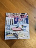 V&auml;nskap, b&ouml;cker & mat : inspiration och recept f&ouml;r bokcirkeln